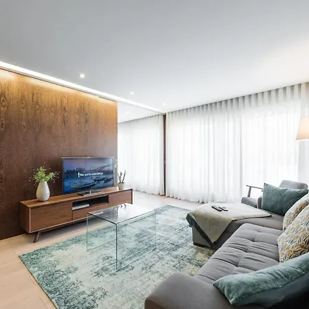 Guestready - Theater House *